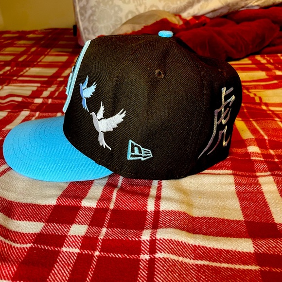 Custom Kanji NY Mets fitted hat size 7 1/8 can make in other sizes. - Picture 3 of 5